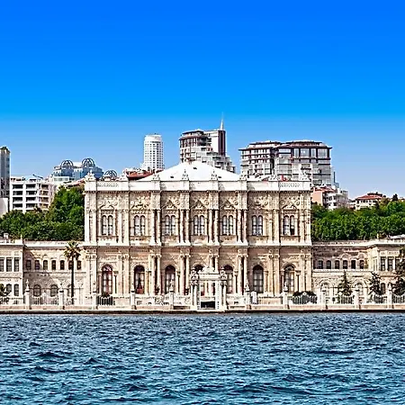 Lejlighed Characteristic And Wooden Fully-equipped Flat Istanbul