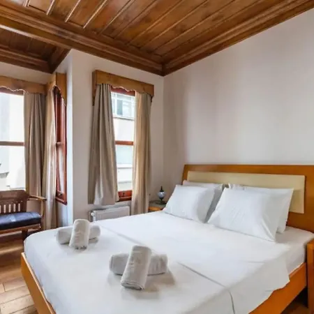 Characteristic And Wooden Fully-equipped Flat شقة *