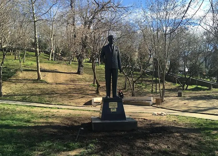 Characteristic And Wooden Fully-equipped Flat Lägenhet Istanbul